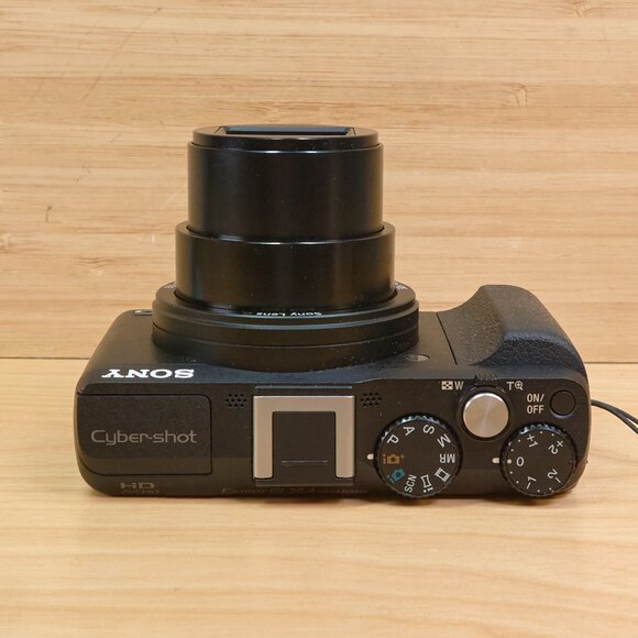 Sony DSC-HX60V 20.4 MP Digital Camera, Full HD Video, with 30x Optical Zoom - Picture 5 of 8